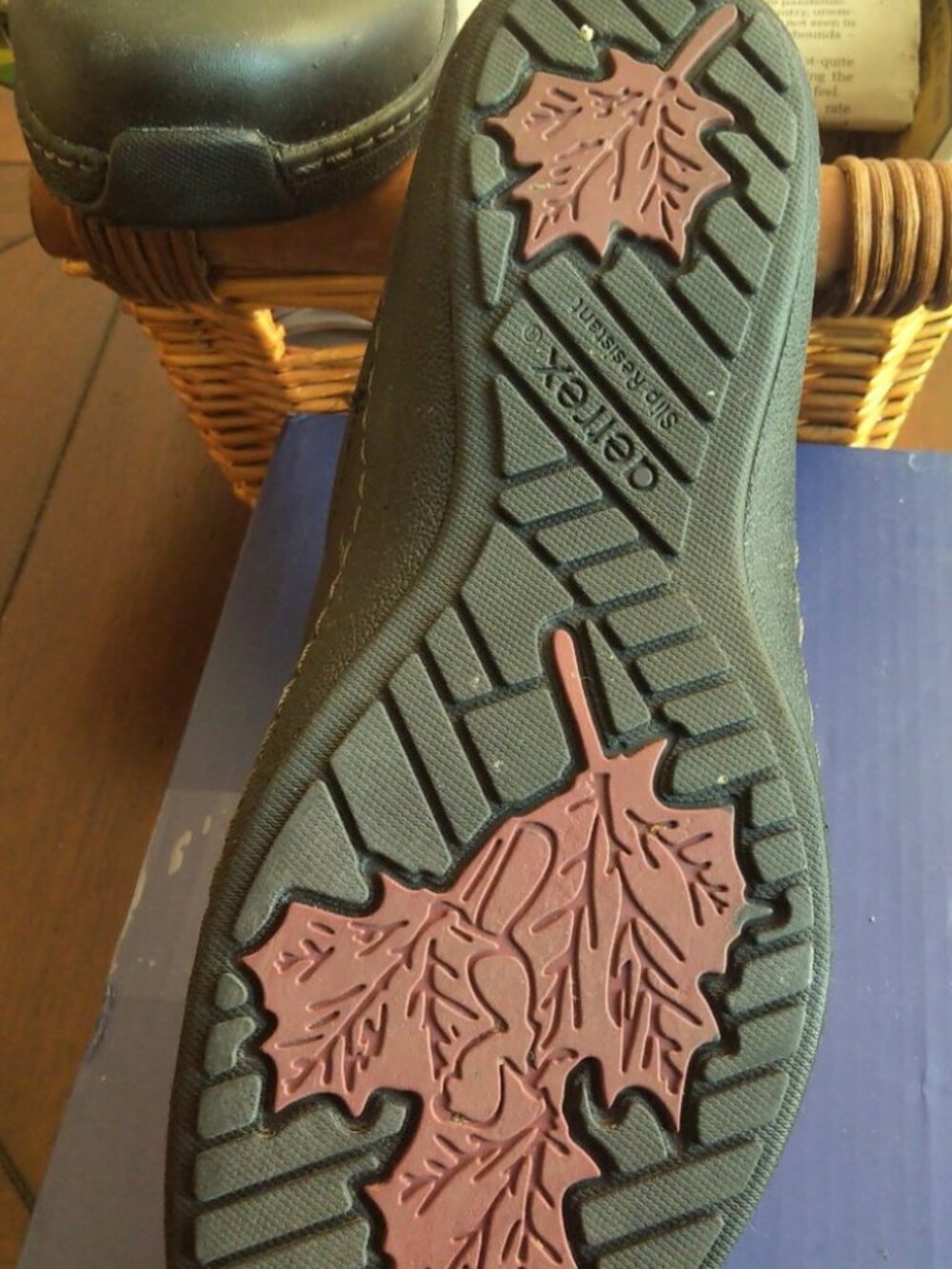 Ladies 7.5-8 Aertrex Robin slip resistant clogs black Leather arch support exc - Picture 10 of 15